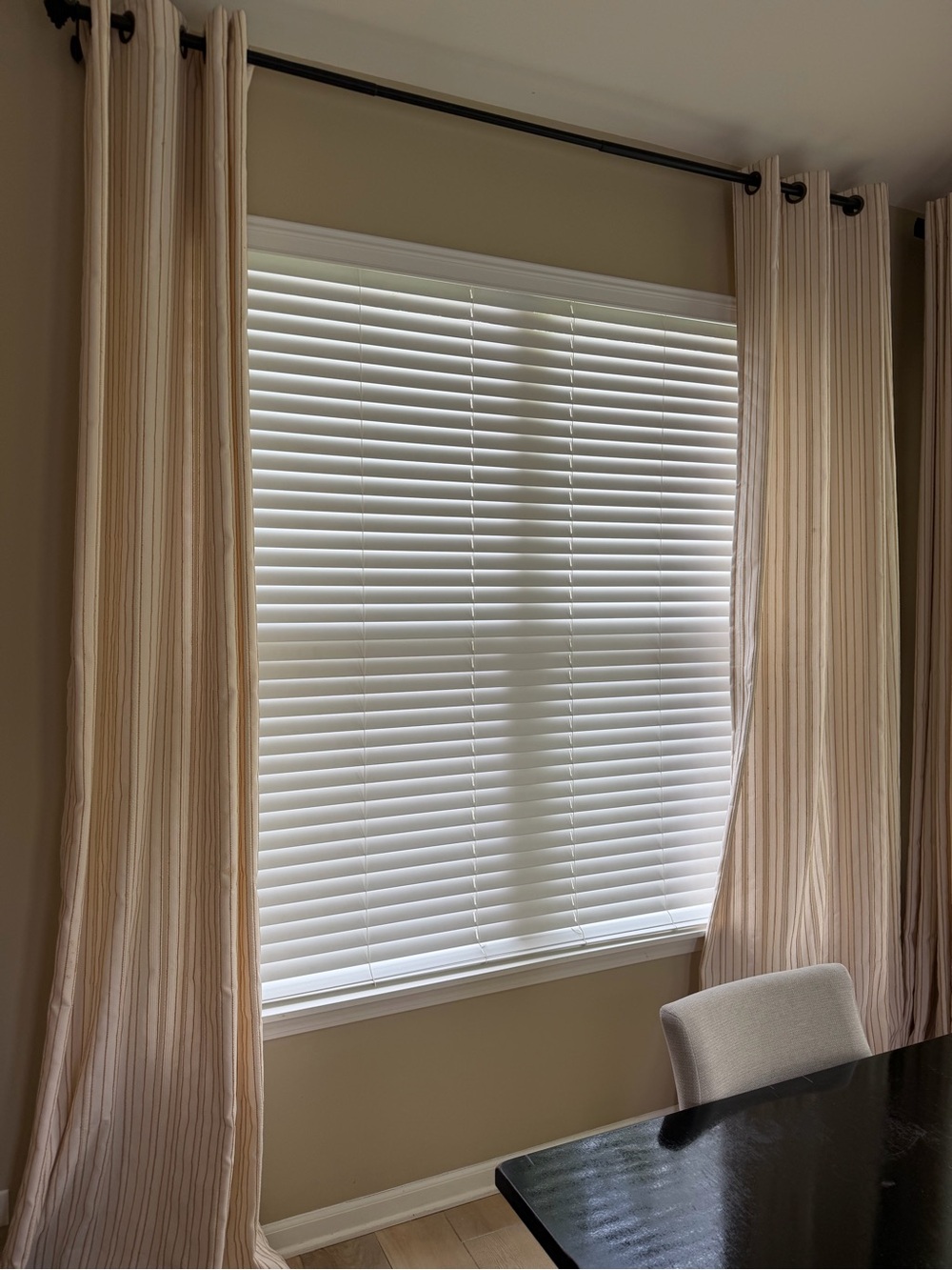 Curtains - Picture 5 of 12
